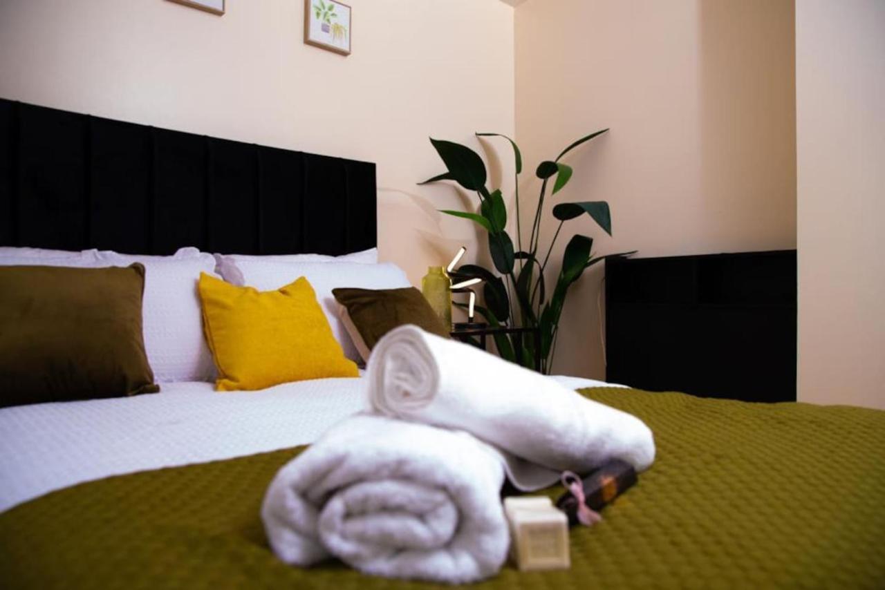 The Green Lodge Edmonton Εξωτερικό φωτογραφία